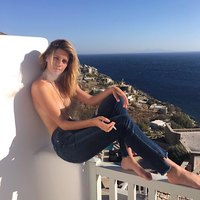 Mischa Barton topless and sexy