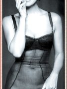 Monica Bellucci nude 92