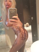 Nadeea Volianova nude 8