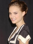 Natalie Portman nude 10
