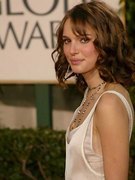 Natalie Portman nude 137