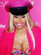 Nicki Minaj nude 2