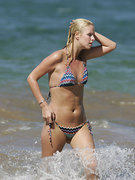 Nicky Hilton nude 14