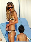Nicky Hilton nude 8