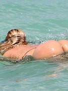 Nicole Coco Austin nude 80