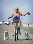 Nicole Coco Austin nude 6