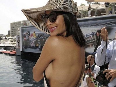 Nicole Scherzinger Nicole Sherzinger in an explicit dress