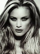 Noortje Halswijk nude 11