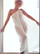 Novak Kim nude 8
