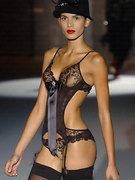 Oliveira Raica nude 117