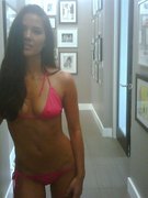 Olivia Munn nude 8