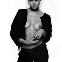 Paige Reifler topless and sexy