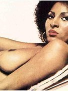 Pam Grier nude 7