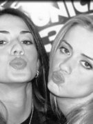 Paola And Chiara nude 9