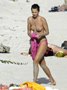 Paulina Porizkova nude 32