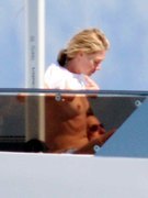 Portia De-Rossi nude 30