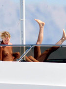 Portia De Rossi nude 26