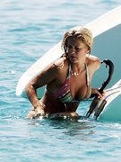 Rachel Hunter nude 69