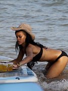 Rihanna nude 8
