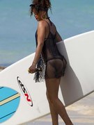Rihanna nude 3
