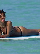 Rihanna nude 7