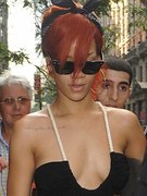Rihanna nude 5