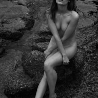 Roos van Montfort naked pics