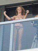 Rosie Huntington-Whiteley nude 1