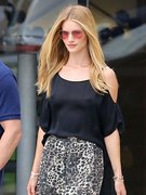 Rosie Huntington-Whiteley nude 5