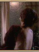 Samantha Mathis nude 11