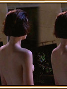 Samantha Mathis nude 26