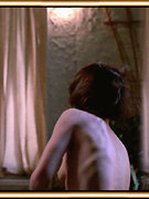 Samantha Mathis nude 5