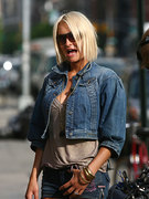 Sarah Connor nude 14