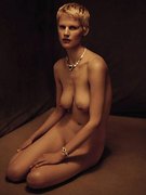 Saskia de Brauw nude 4