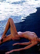 Satya Arteau nude 14