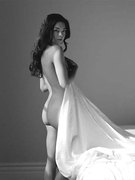 Scarlett Byrne nude 6