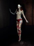 Seenus Guinevere.jpg-Van nude 9