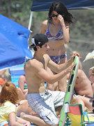 Selena Gomez nude 6