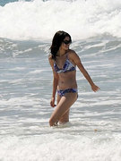 Selena Gomez nude 9