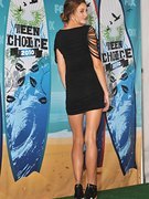 Shailene Woodley nude 22