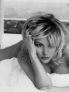 Sisters Kanonidou nude 0