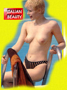 Sonia Cassiani nude 2