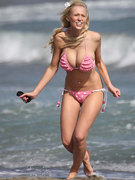 Sophie Reade nude 16