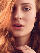 Sophie Turner nude 14