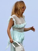 Suki Waterhouse nude 3