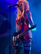 Taylor Momsen nude 13