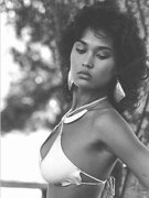 Tia Carrere nude 23