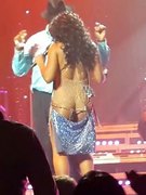 Toni Braxton nude 6