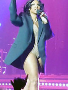 Toni Braxton nude 7