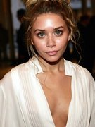 Olsen Twins nude 22